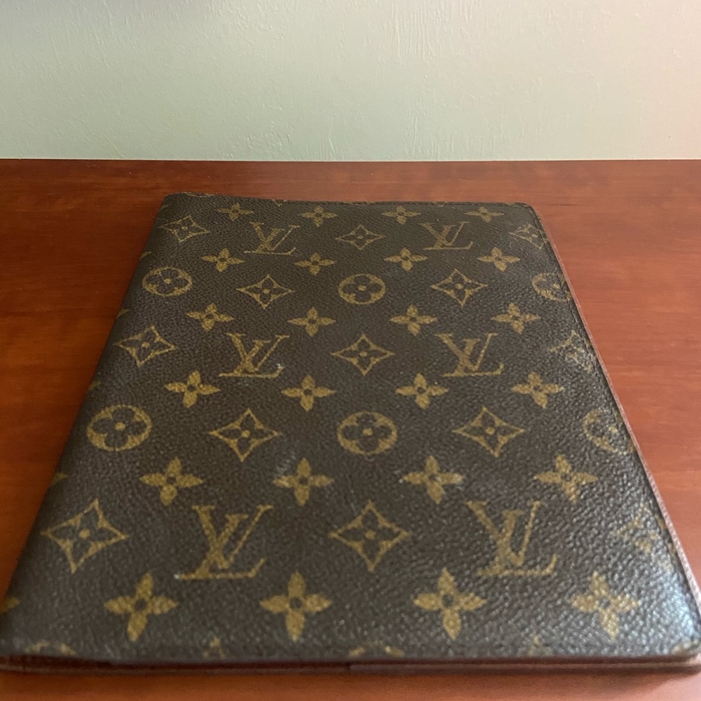 Louis Vuitton small portfolio